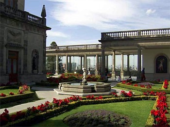 Chapultepec.- Jardín del Alcazar del castillo