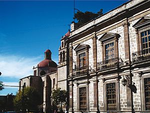 Colegio San Nicolás de Hidalgo